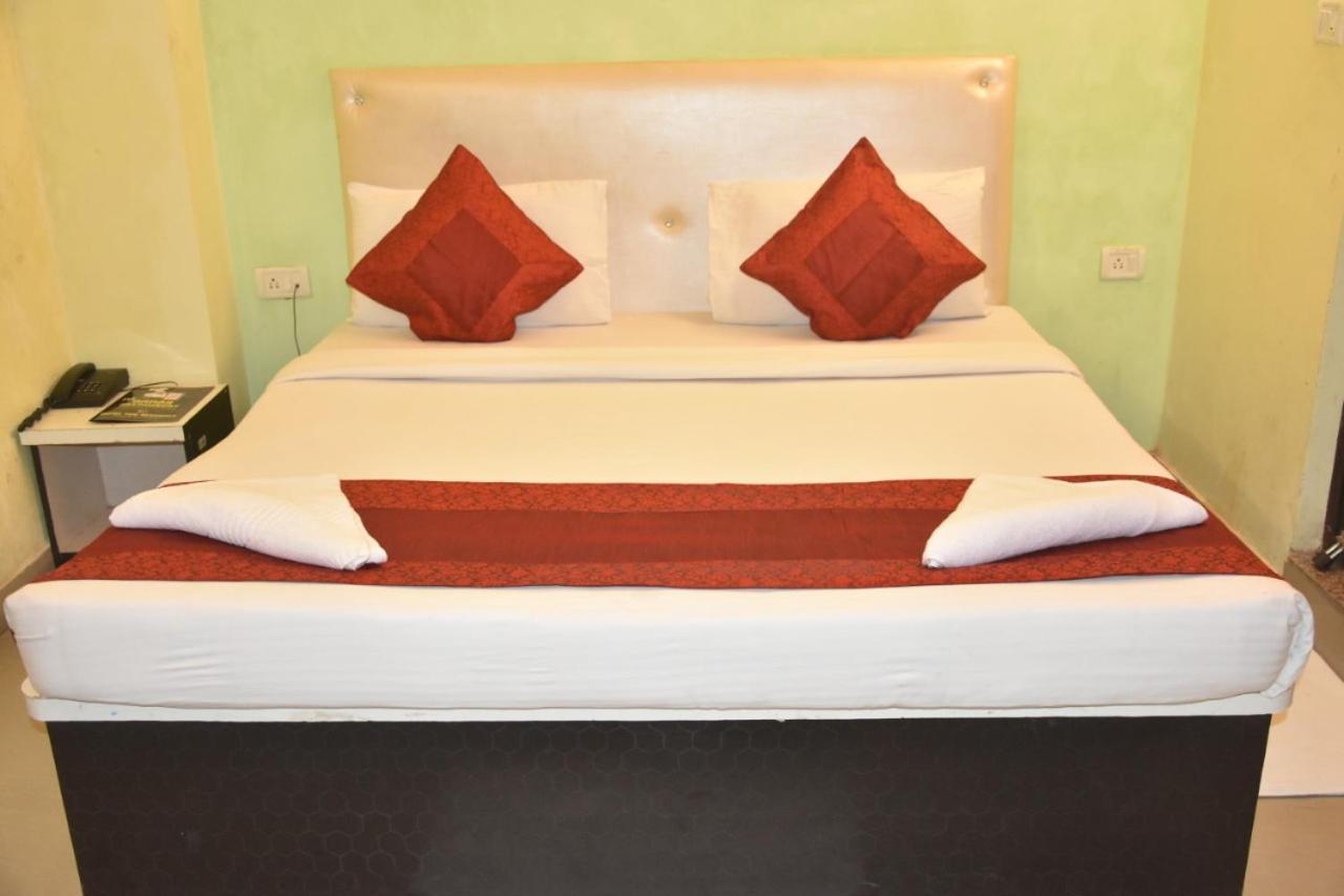 Hotel Yug Residency Waranasi Zewnętrze zdjęcie