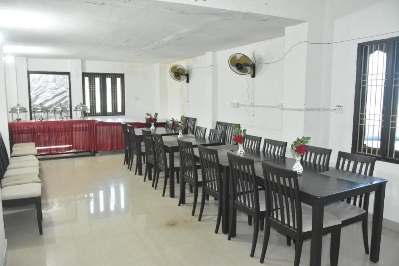 Hotel Yug Residency Waranasi Zewnętrze zdjęcie