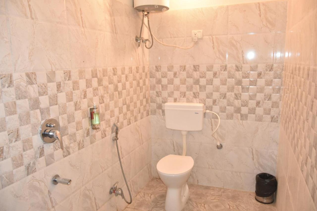 Hotel Yug Residency Waranasi Zewnętrze zdjęcie